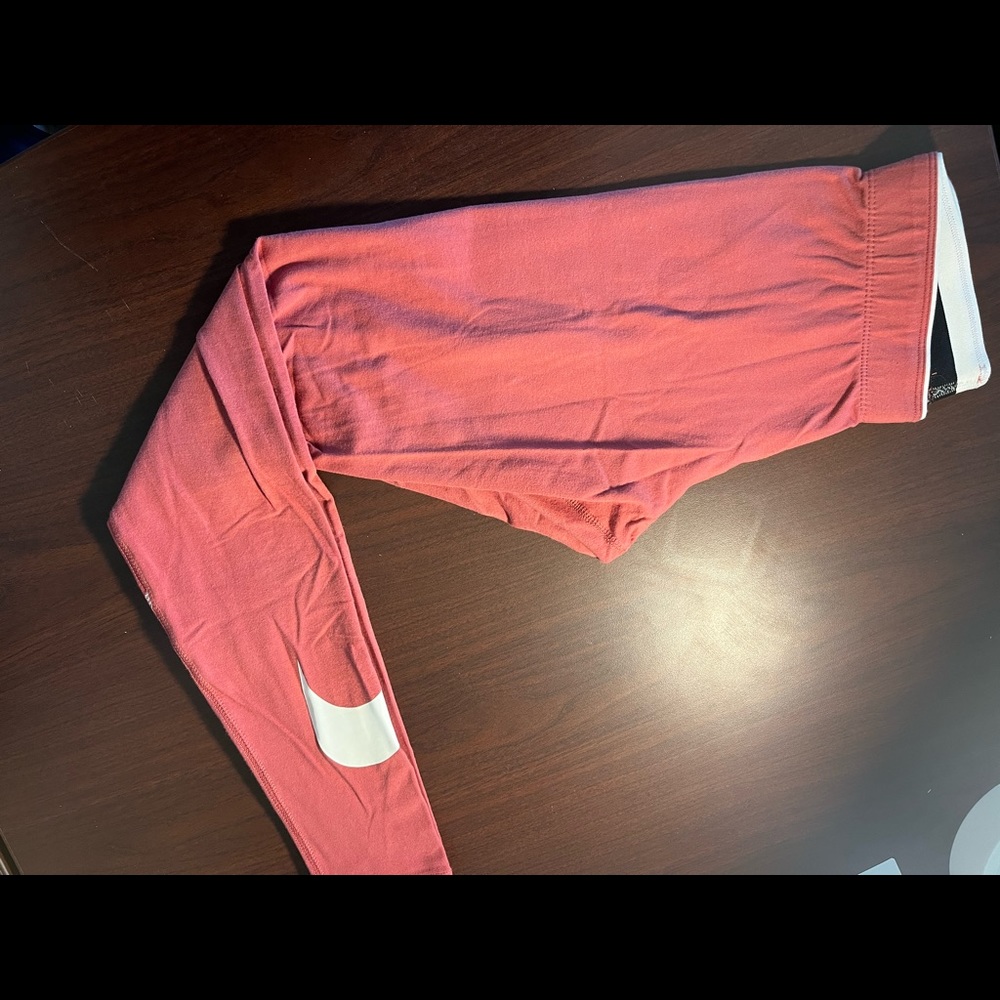 Pink Nike leggings
